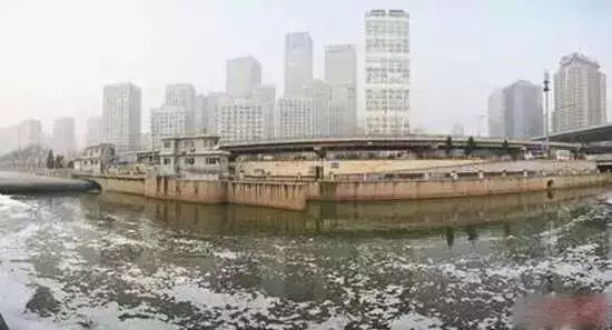 看看您家用的水管，是不銹鋼水管太貴，還是家人的健康不值得投資？